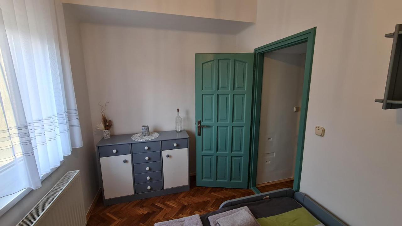 Ri-Jo Apartman Mohacs Luaran gambar